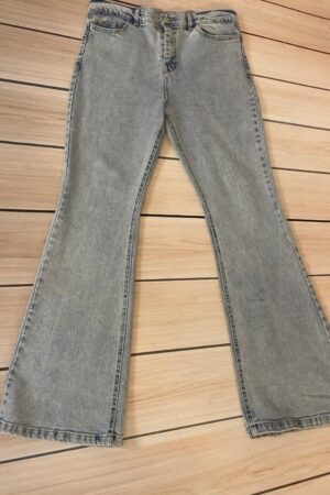 جین بوت‌کات یخی پارچه ترک دارای سایز بندی