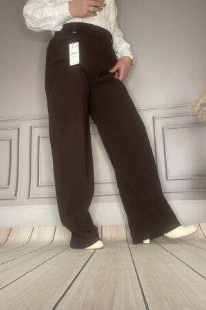 شلوار بگ مازراتی رنگ قهوه‌ای موکا